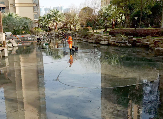 麻江景观池淤泥清理